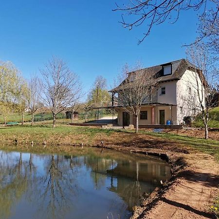Maison De Campagne Avec Lac Prive Villa Saint-Côme-dʼOlt Exterior foto